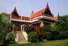 Royal Living Residence 